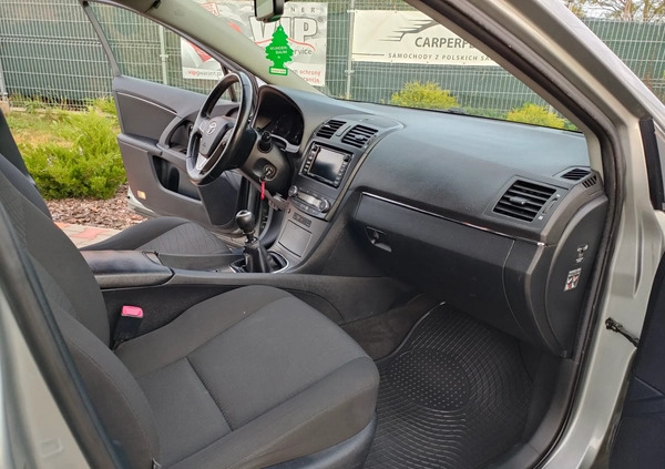 Toyota Avensis cena 19900 przebieg: 293000, rok produkcji 2009 z Supraśl małe 301